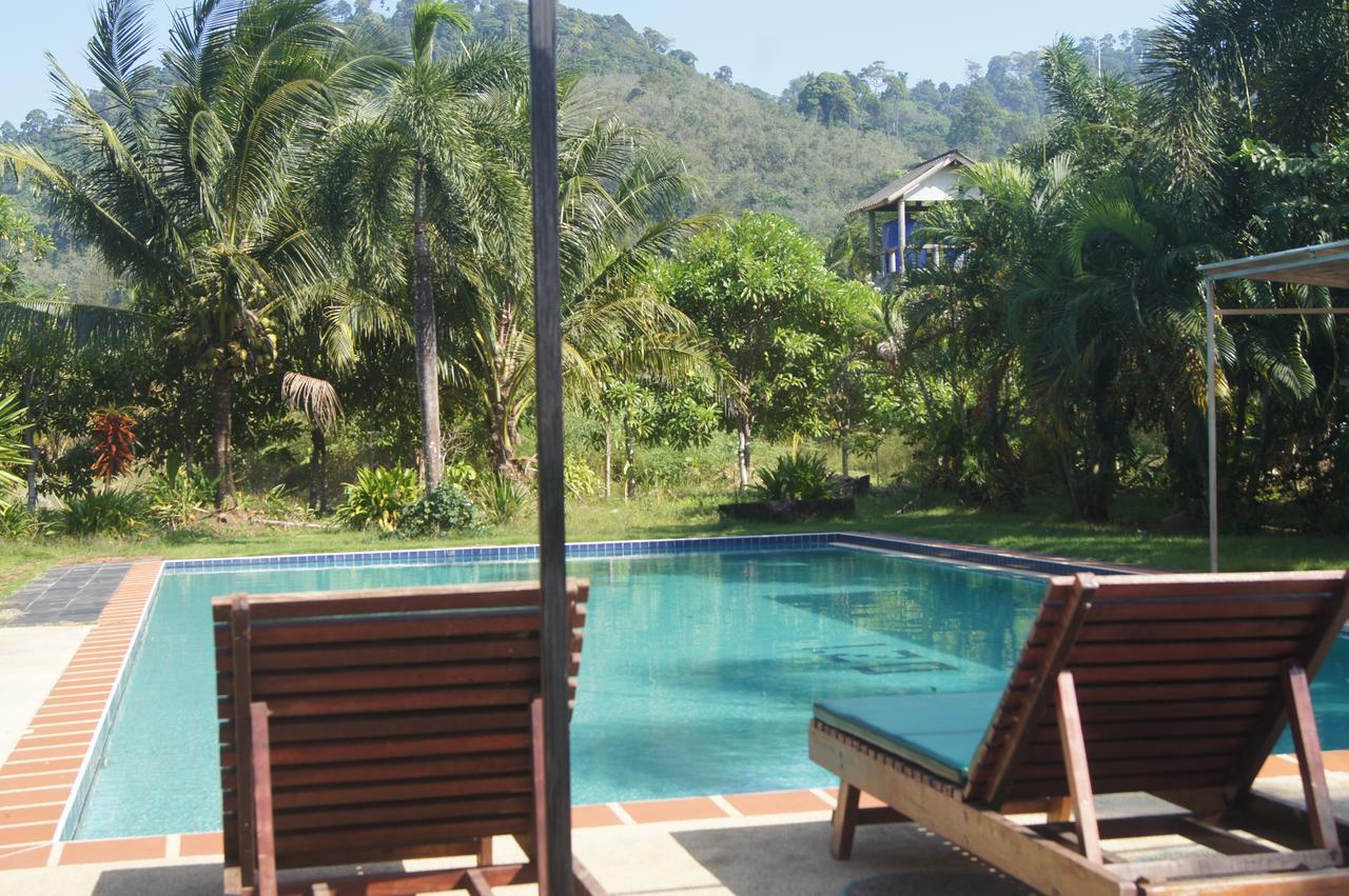 R.T. Hotel Khao Lak Exterior foto